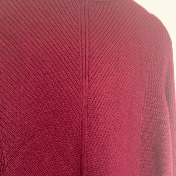 J Jill Pure Jill Burgundy Lagenlook Chevron Textured V-Neck Sweater - Size S - Picture 7 of 8